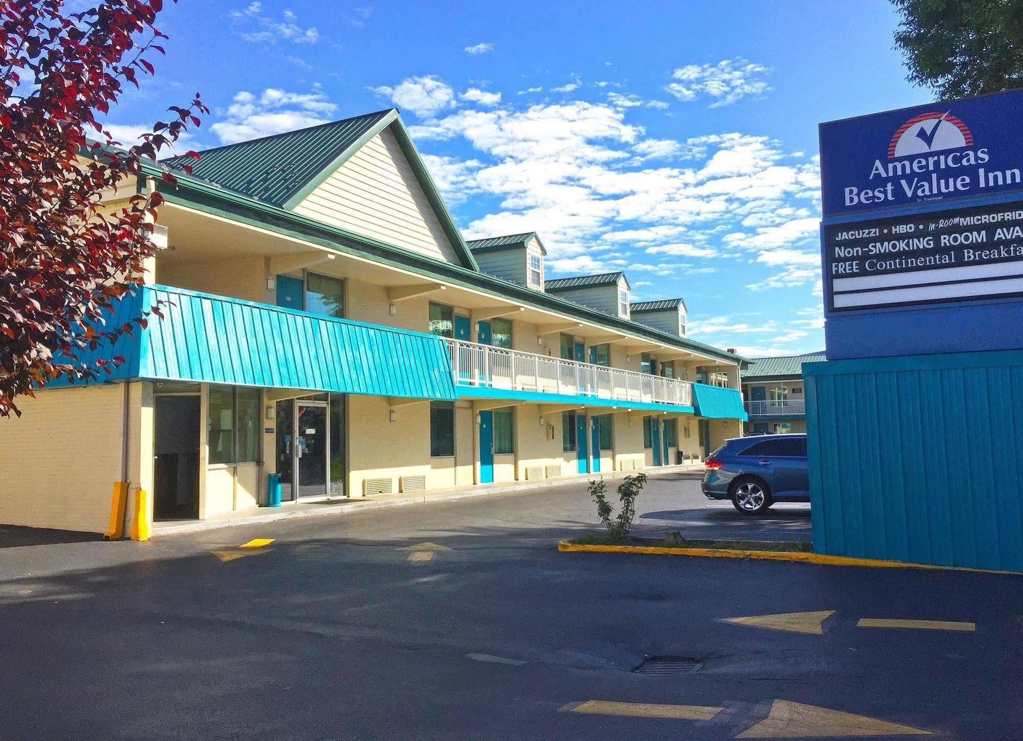 Americas Best Value Inn Pottstown Exterior photo