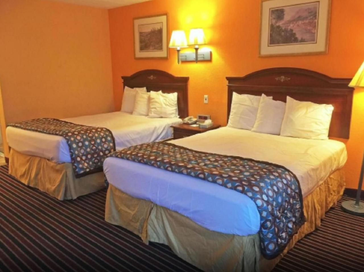 Americas Best Value Inn Pottstown Exterior photo